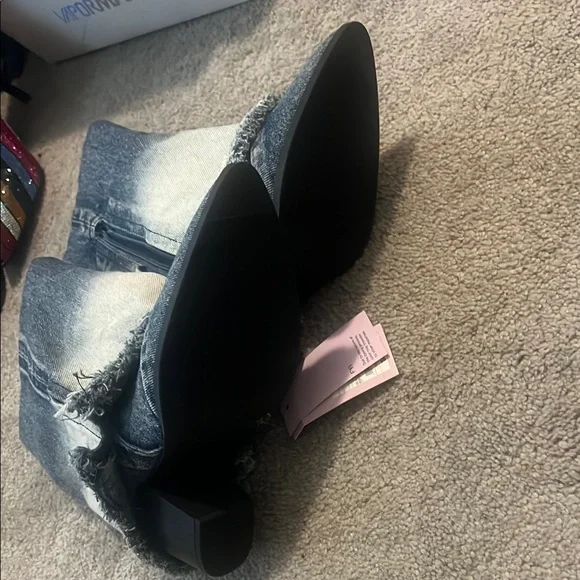 Wild Diva Women's Denim Boots - Black and Gray - Picture 2 of 2